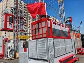 İyi fiyat SC160/160 Çift direşli bina malzemesi kaldırıcı, 30 yolcu kaldırıcı asansörü çevrimiçi