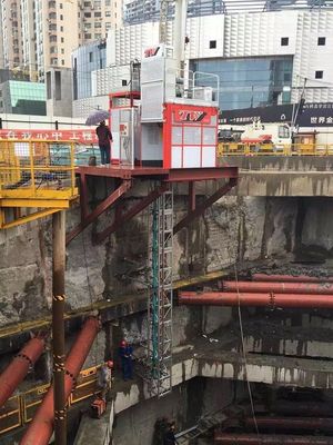İyi fiyat Q345B Altın 1000 kg Malzeme Taşı ve Tünel için Pinion Hoist Lift çevrimiçi