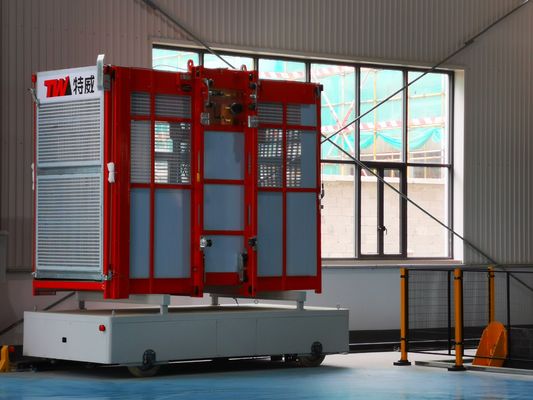 Q345B Yolcu malzemeleri için çelik 2000 kg araba başına inşaat kaldırma asansörü