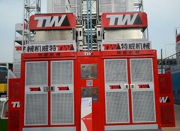 İyi fiyat Bevel Motor İnşaat Asansörü, 2x13kw Mal Asansörü çevrimiçi