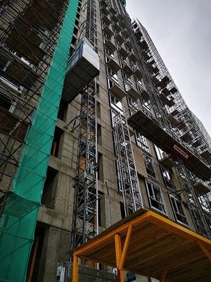 İyi fiyat SC200 Tek Kafesli 96m/Min Dış Yapı Asansörü Malzeme Asansörü çevrimiçi