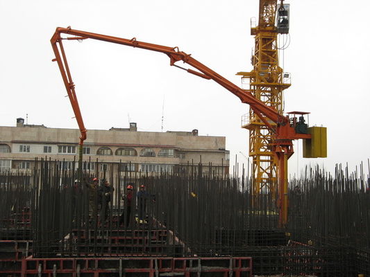 İyi fiyat HGY-32 18KW 32m Uzaktan kumanda ile kendi kendine tırmanma beton yerleştirme dalgası çevrimiçi